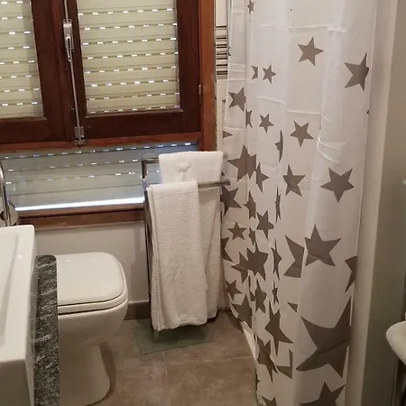 Apartamento 1 Precioso Apartamento, Bano Privado Y Cocina Office A Compartir *